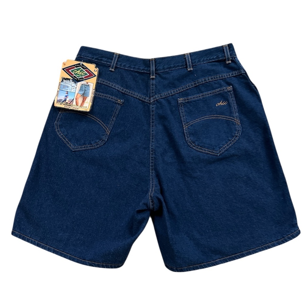 VINTAGE Chic‎ High Rise Jean Mom Shorts Size 20 NEW